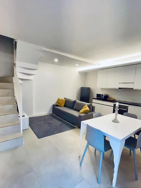 Appartamento Sweet Home... Parking Inside Azzano San Paolo Italia