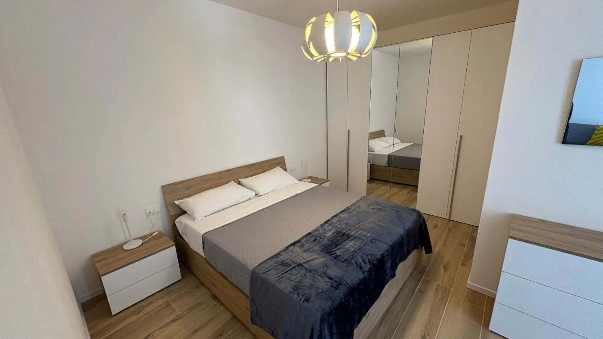 Appartamento Sweet Home... Parking Inside Azzano San Paolo